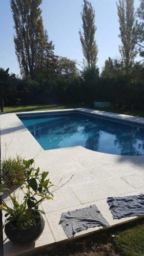 Imagen 7 de 9 de Casa En Venta En Belen De Escobar