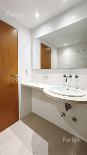 Departamento En Venta De 2 Dormitorios Premium. Rosario