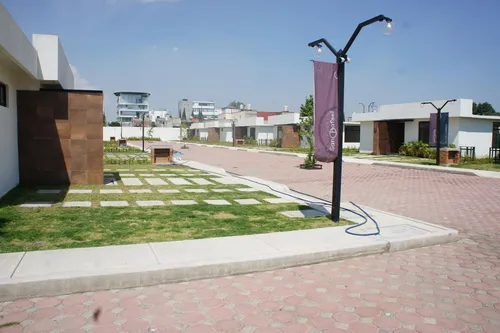 Casa De Un Piso En Venta, Casa Blanca, Metepec, Edo. De México