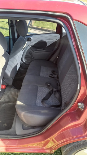 Ford Fiesta Max 1.6 Ambiente