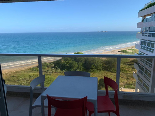 Imagen 13 de 14 de Alquiler Vacacional. Apartamento Vista Al Mar. Playa El Angel