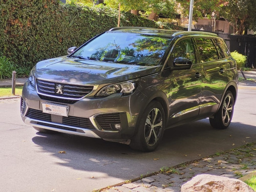 Imagen 5 de 13 de Peugeot 5008 Allure