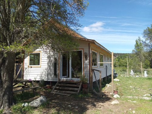 Dos Casas Amobladas, Bosque Nativo Y Borde De Río.