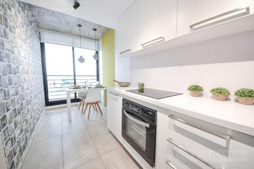 Venta Departamento 3 Ambientes Coghlan Con Balcón