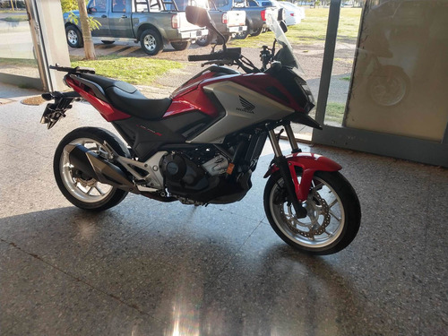 Imagen 2 de 9 de Honda Nc 750x