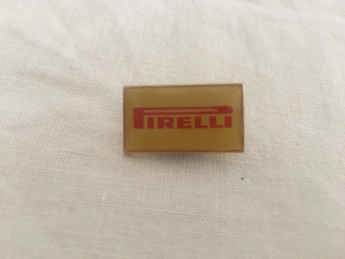 Pin Pirelli Publicitario Antiguo