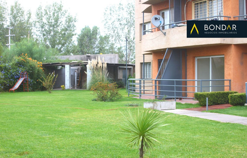 Imagen 4 de 19 de Departamento En Venta De 2 Dormitorios C/ Cochera En Guaymallén