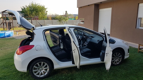 Peugeot 308 1.6 Active 2015