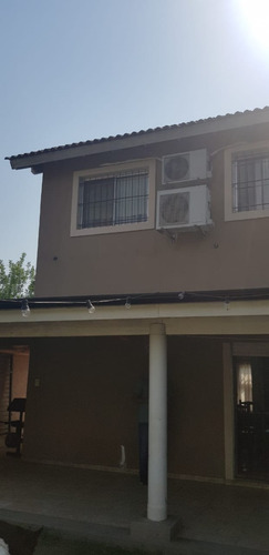 Imagen 6 de 17 de Casa En Centro De Pilar. 5 Ambientes