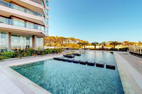 Imagen 2 de 25 de En Venta O Alquiler Apartamento Look Brava Punta