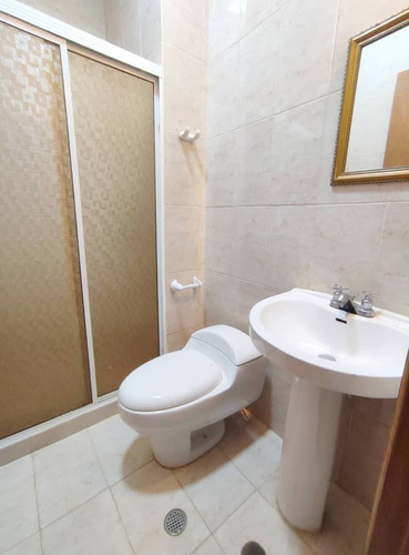 Imagen 15 de 18 de Av-782 Zona Este Apartamento Ubicado En Edificio Cabana El Milagro