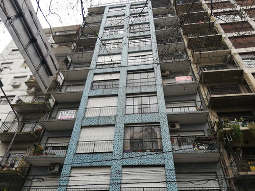 Imagen 1 de 11 de Departamento De 3 Ambientes/ Frente A La Estación De Ramos Mejía