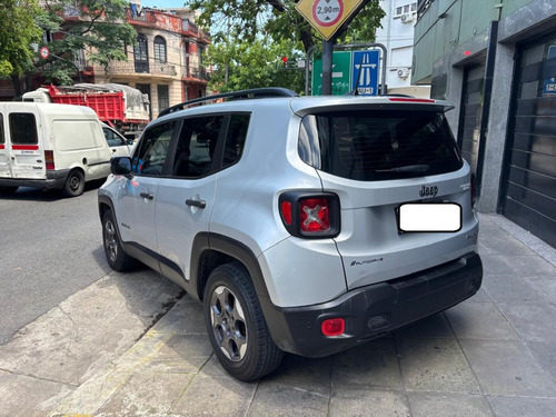 Jeep Renegade 1.8 Sport Plus
