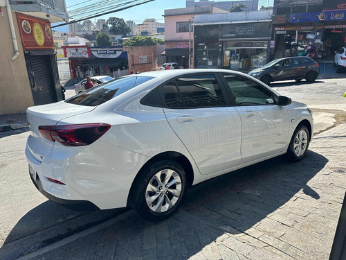 Chevrolet Onix plus 1.0 Lt 2 4P