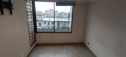 Departamento En Arriendo De 2 Dor Tipo Mariposa. En Santiago