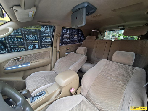 Imagen 13 de 15 de Toyota Fortuner