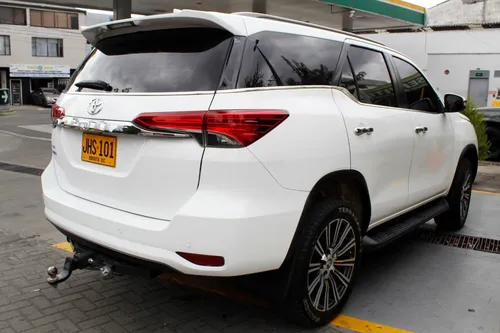 Toyota Fortuner 2.8 At