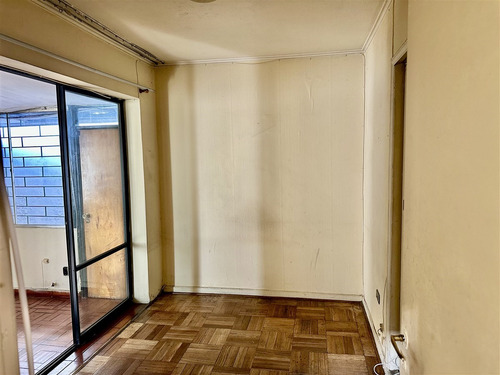 Ideal Para Remodelar/ Apumanque/ 4d3b/las Condes/oneprop.cl