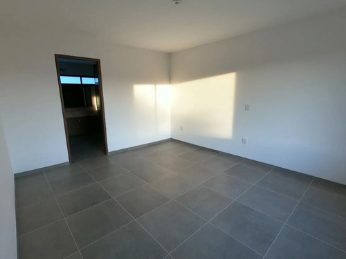 Imagen 11 de 14 de Se Vende Preciosa Casa En Colinas De Juriquilla, Doble Altur
