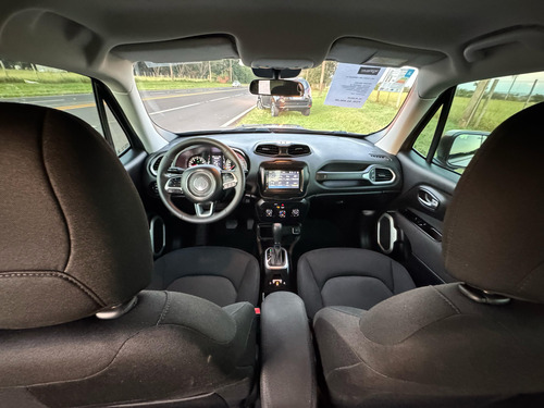 Jeep Renegade 1.8 Flex Aut. 5p