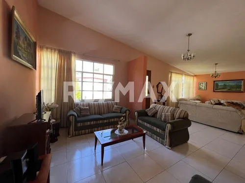 Casa En Venta Laureles Celaya