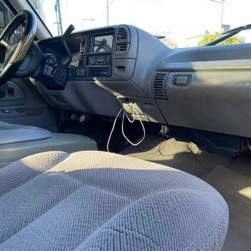 Imagen 8 de 10 de Chevrolet Gmc 1995 6.5 Pick-up Spacecab 4x4