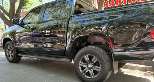 Imagen 2 de 5 de Toyota Hilux 2.8 Srv Manual 204cv