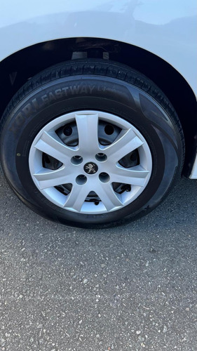 Peugeot 207 1.4 Xr Flex 5p