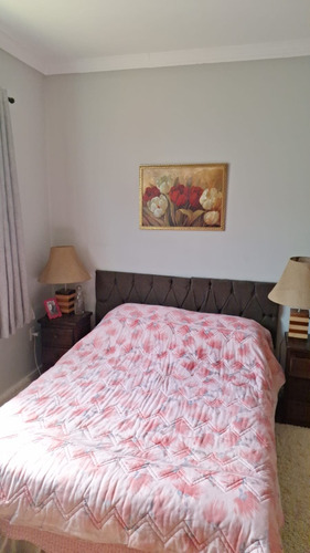 Casa 2 Dormitórios Sendo 1 Suite