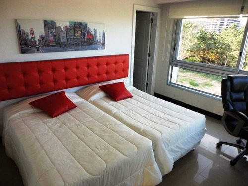 Venta Apartamento 3 Dormitorios Playa Brava, Punta Del Este