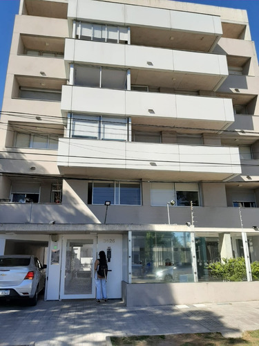 Venta Moderno Apto. 2 Dorm. Con Renta Prox. Nuevo Centro !!!!!!