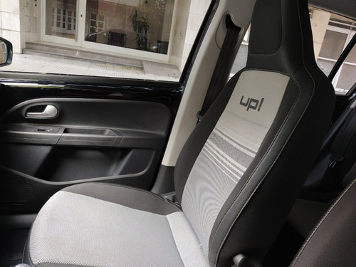 Volkswagen Up! 1.0 Black Up! 75cv
