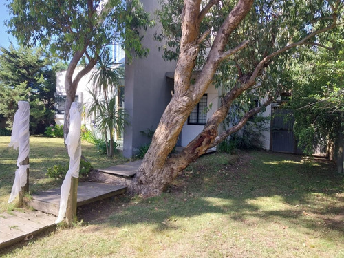 Casa En Venta 4 Dormitorios Calle 22 Balneario Bs As (ref: Atm-1593)