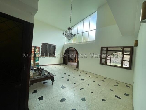Imagen 6 de 21 de Casa A Re-modelar En Venta Prados Del Este Simon Gonzalez Mls #23-22197