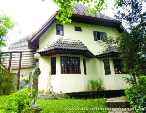 Casa Comercial À Venda Na Rua Prodócimo Lago, Taboão, Curitiba - Pr - Liv-11769