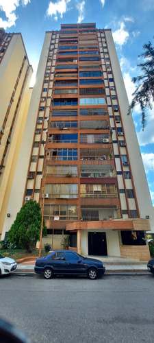 Yuraima Segura  Vende  Apartamento  En  Urb Prebo  Res. Los Morochos  Valencia 