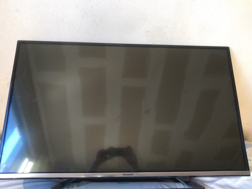 Imagem 2 de 3 de Vendo Tv Panasonic Modelo Tc42as610b