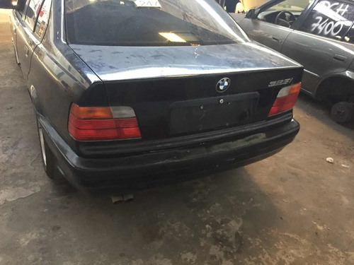 Imagem 4 de 15 de Sucata Bmw 325i / 94 Para Vendas De Peças