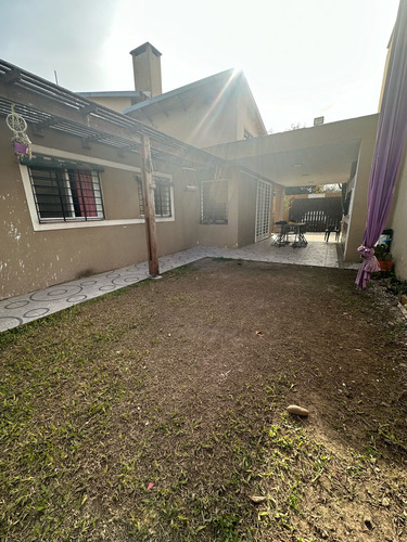 Casa 3 Dormitorios Ibarlucea - Pileta- Cochera