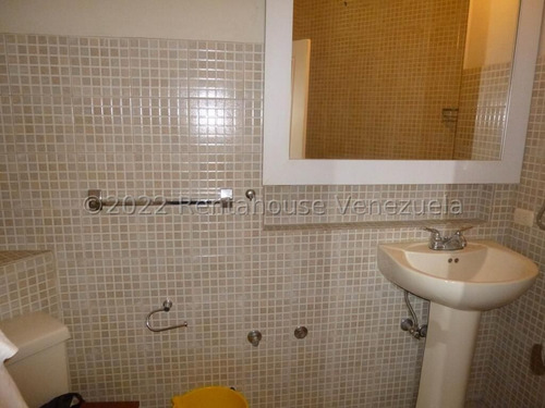 Imagen 11 de 18 de Claudia Lopez Vende Apartamento En Altamira Mls #22-19762
