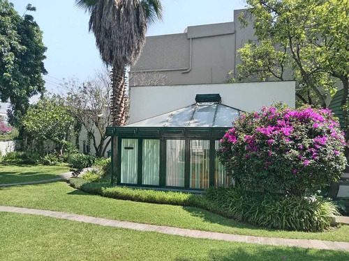 Magnifica Casa En Av Palmas, Lomas De Chapueltepec Con Uso De Suelo