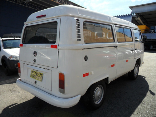 Imagem 4 de 13 de Vw Kombi Standart 1.4 Flex 9 Lugares 2014