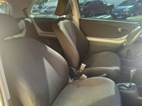 Imagen 6 de 9 de Toyota Yaris