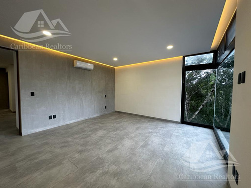 Casa Nueva En Venta En Via Cumbres Cancun