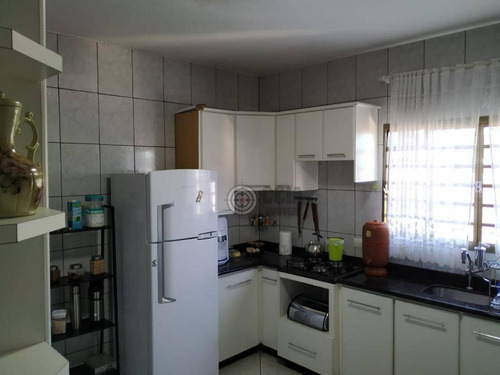 Imagem 8 de 21 de Sobrado Com Sala Comercial À Venda, Por R$ 900.000 - Jardim Guarapuava - Foz Do Iguaçu/pr - So0044