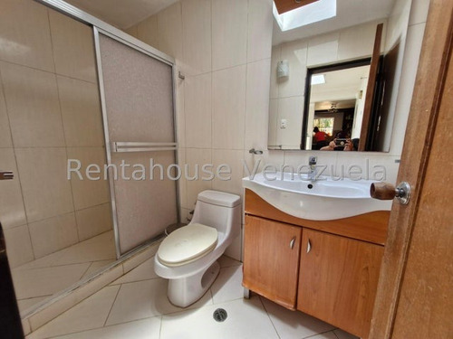 Vendo Casa En Urbanización El Castaño, Código 25-6628 Cm Leer Descripción