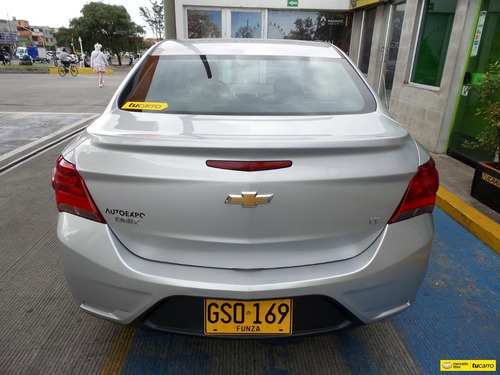 Chevrolet Onix 1.4 Lt