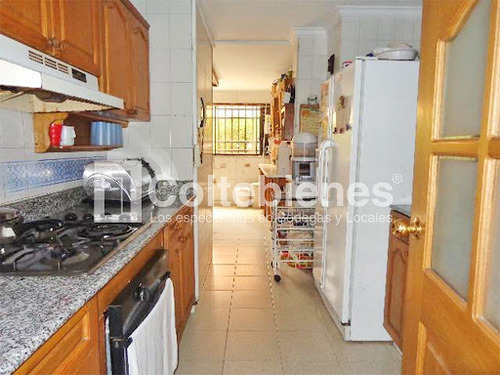 Apartamento En Venta Las Lomas 495-40999