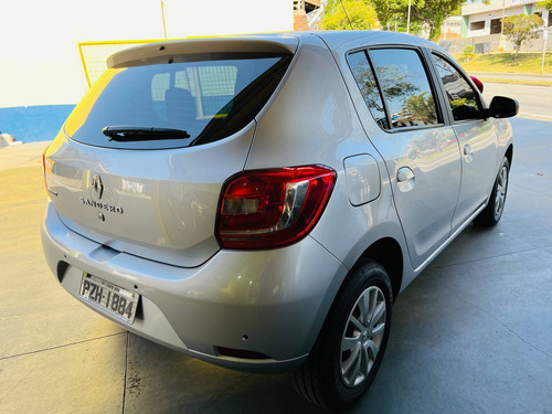 Imagem 4 de 8 de Renault Sandero 1.0 12v Sce Flex Expression Manual