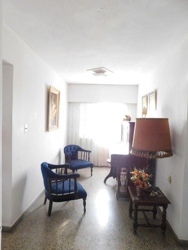 Apartamento En Venta 2 Dormitorios Zona Centro